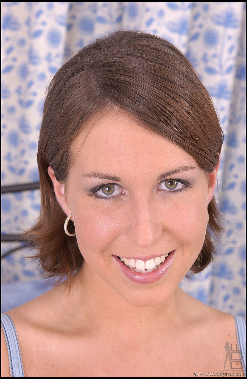 Катя, 20 лет, 0 размер груди